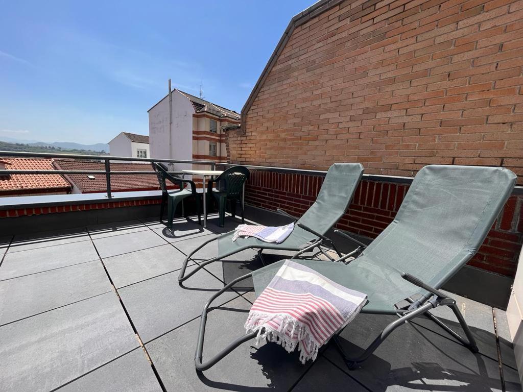 Montecerrao I Apartment โอเบียโด ภายนอก รูปภาพ